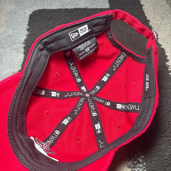 New Era 9Twenty NFL Dallas Cowboys Red Cap Adjustable - Picture 5 of 5